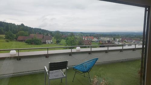 Meilen District House | Helles WG Zimmer 1von4 in fantastischer Attikawohnung
