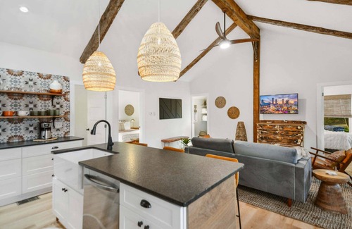 Roswell House | Hembree Hollow~ a cheerful home with boho vibes!