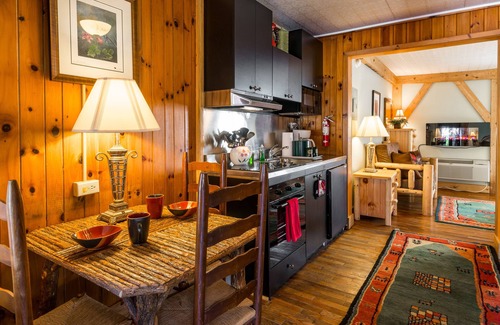 Blowing Rock Hotel | Hemlock Inn