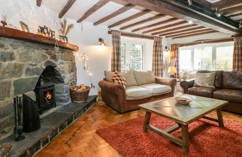 Llanrwst House | Hen Felin Isaf