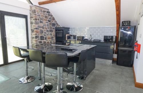 Gyrngoch House | Hen Gapel Seion