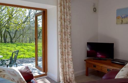 Llanybydder House | Hen Llaeth - Uk11209