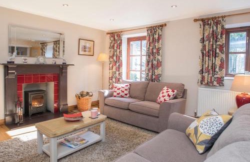 Llandwrog House | Hen Stabl Llandwrog