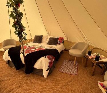 Boncath Other | Hendre Glamping Retreat, The Wren's Nest