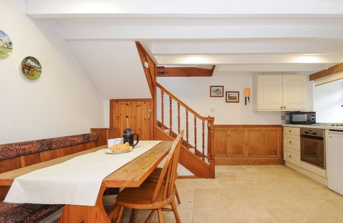 Henwood Cottage | HENWOOD BARN, pet friendly, character holiday cottage in Upton Cross
