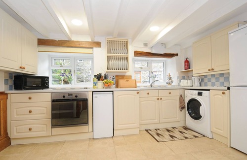 Henwood Cottage | HENWOOD BARN, pet friendly, character holiday cottage in Upton Cross