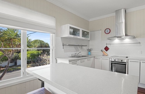 Dicky Beach House | Henzell Street 28. Dicky Beach