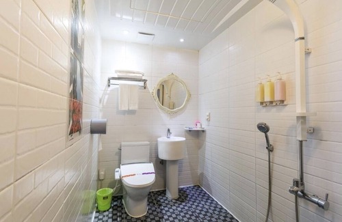 Downtown Hotel | HERA DRIVE IN HOTEL