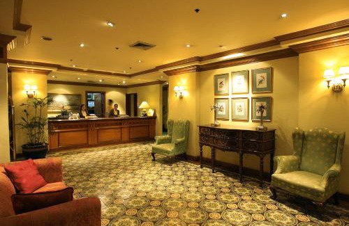 Pio del Pilar Hotel | Herald Suites