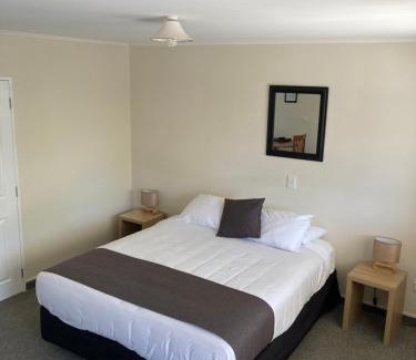Hokitika Hotel | Heritage Highway Motel