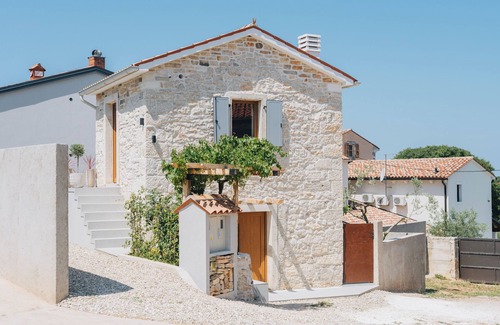 Valtura Villa | Heritage New Stone Villa Allegra - Private Swimming Pool & Garden