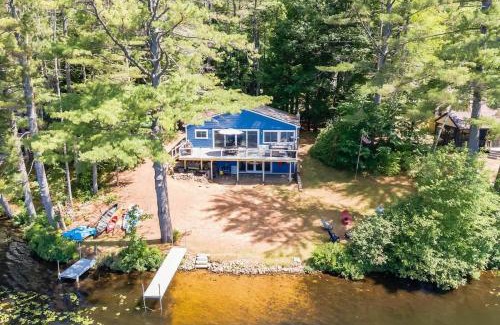 Sanbornton House | Hermit Lake Escape Family Fun - Beachfront BBQ