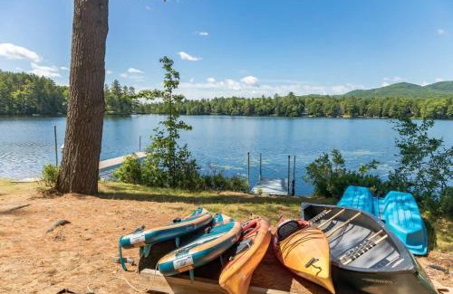 Sanbornton House | Hermit Lake Escape Family Fun - Beachfront BBQ
