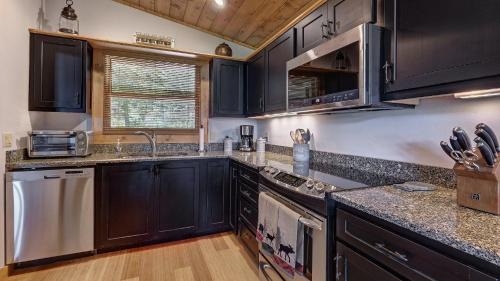Mirror Lake House | Hermitage