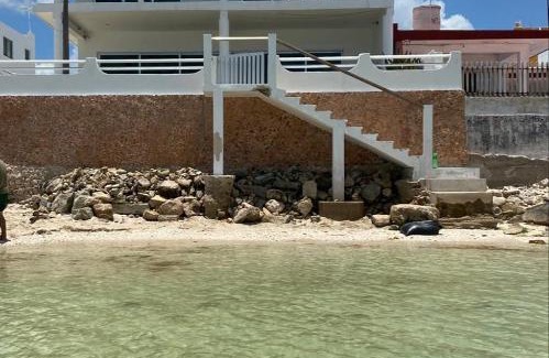 Chelem House | Hermosa casa en la playa para ti