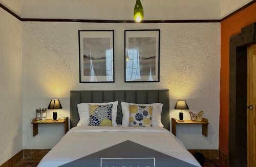 Downtown Mexico City House | Hermosas Habitaciones en Casona Colonial Mexicana