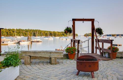 Freeport House | Heron Cottage on Casco Bay with Deck and Boat Dock!