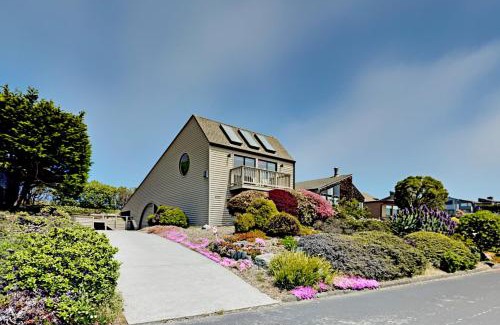 Bodega Bay House | Heron Escape