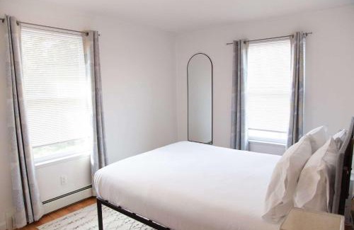 Western Gardens House | Heron Hideaway Game Room within walking distance to HWS & Seneca Lake
