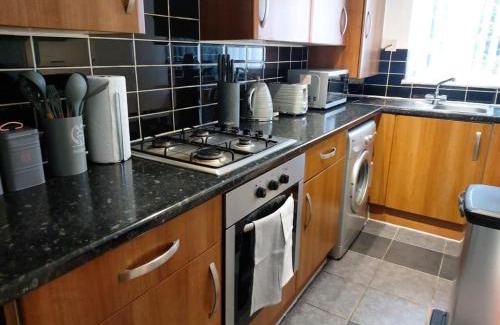 Thamesmead Apartment | Heronsgate GH008