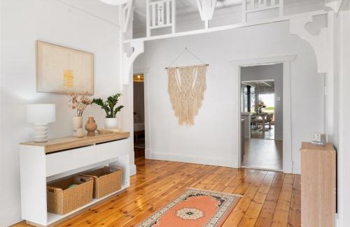 Fullarton House | Herringbone Cottage - Unique Garden Escape CBD