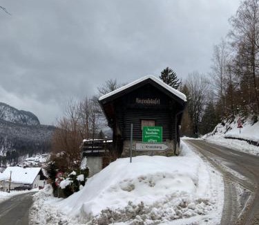 Mittenwald House | Hexenhäusl