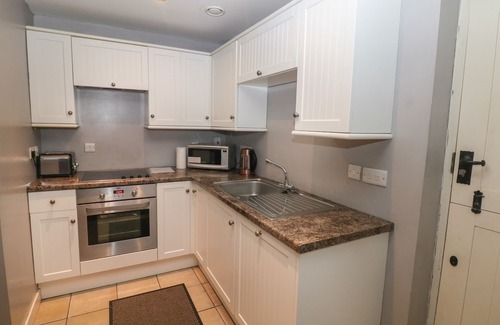 Farley Cottage | HEYTHROP, family friendly, with open fire in Farley Near Alton Towers