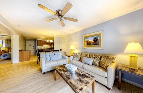 Folly Field Apartment | HH Beach & Tennis 10A