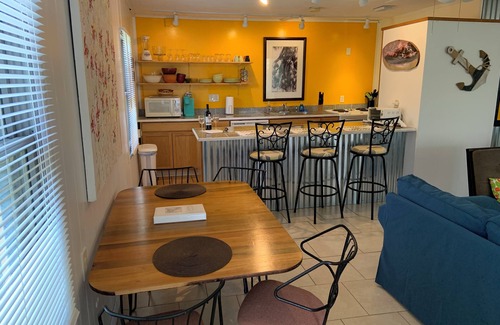 Flagler Beach Cottage | Hibiscus at Casas de la Playa Central - In the heart of Flagler Beach!
