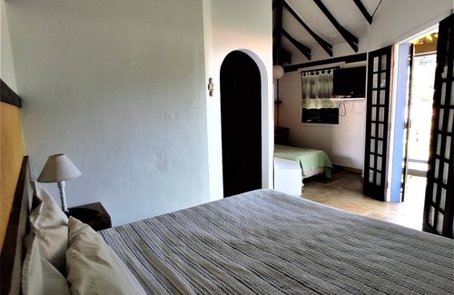 Joao Fernandes Hotel | Hibiscus Beach Pousada