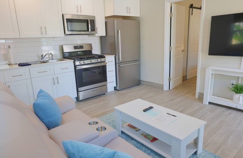 New Smyrna Beach House | Hidden Beach Bungalow - Walking distance to the beach, shops and great food!