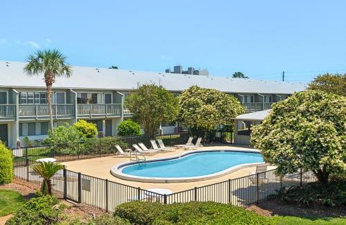 Seagrove Beach Hotel | Hidden Beach Villas 215