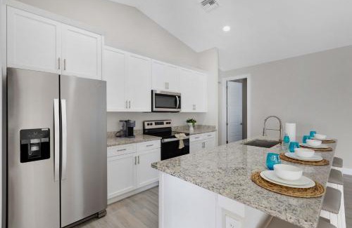 Bonita Springs House | Hidden Gem, Heated Pool & Spa - Enchanted El Dorado Retreat - Roelens