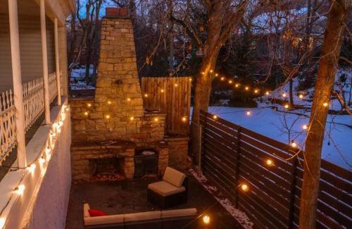 East Millcreek House | Hidden Gem in Millcreek - Minutes from Ski Resorts