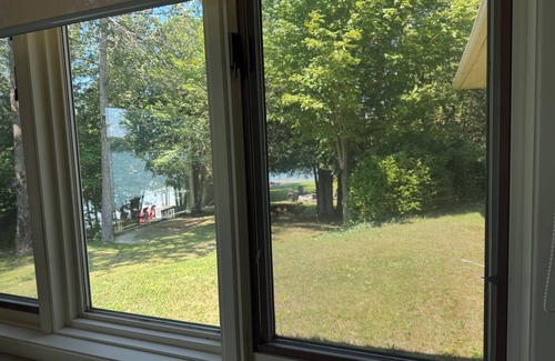 Flesherton Cottage | Hidden Gem Lakefront cottage 1-1/2 hrs N of GTA. Perfect for Family getawaynnn