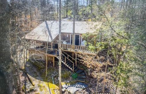 Bronston Cabin | Hidden Gem on the Lake at Echo Point