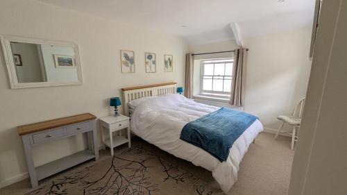 Keynsham House | Hidden Gem on the Outskirts of Bristol
