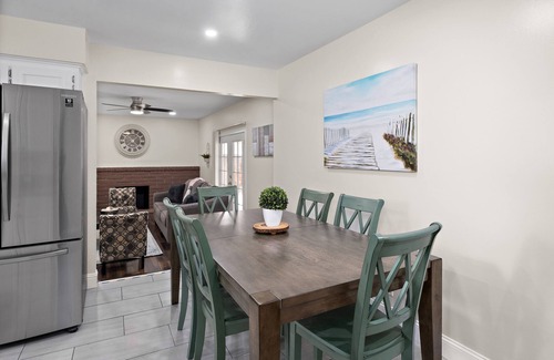 Fresno House | Hidden Gem Upgraded 4/2 in NW Fresno w RV Parking