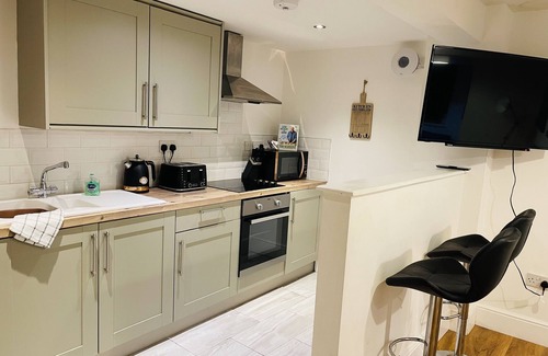 Nottingham City Centre Apartment | Hidden Hot Tub Retreat Apartment in Nottingham