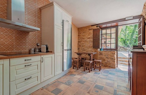 Chantada Cottage | Hidden House A Veiga