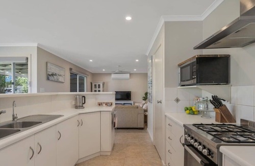 Middleton House | Hidden Little Gem - Township - Luxury