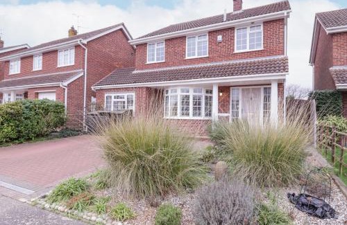 Walton on the Naze House | Hide and Sleep
