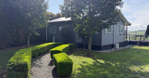 Wairoa House | Hideaway Cottage, Tauranga, so close to Bethlehem & Mount Manganui