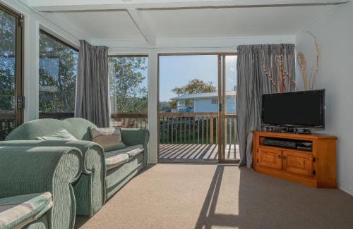 Onemana House | Hideaway - Onemana Holiday Chalet