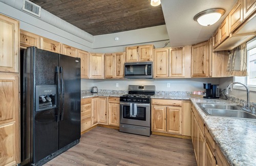 Tombstone House | Hideout 1912