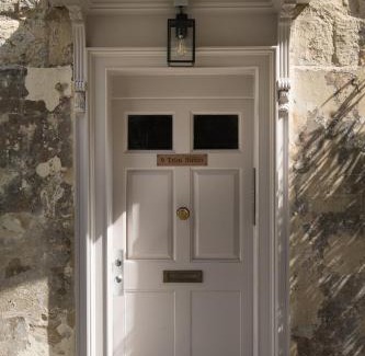 Bath City Centre Apartment | Hiding Space - Trim Street Apartments