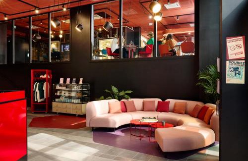 Issy-les-Moulineaux Hotel | Hife Paris Issy Porte de Versailles