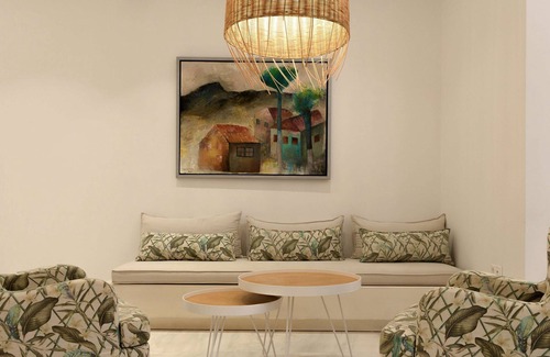 Malia Hotel | High Beach White
