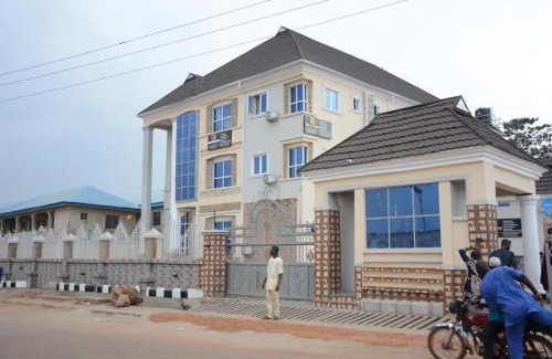 Kwara Apartment | High-Con Hotel and Suites