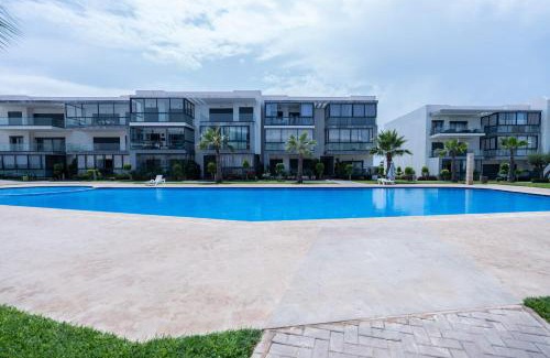 Tamariss Apartment | High-End Apartment, Serenity & Stunning Pool